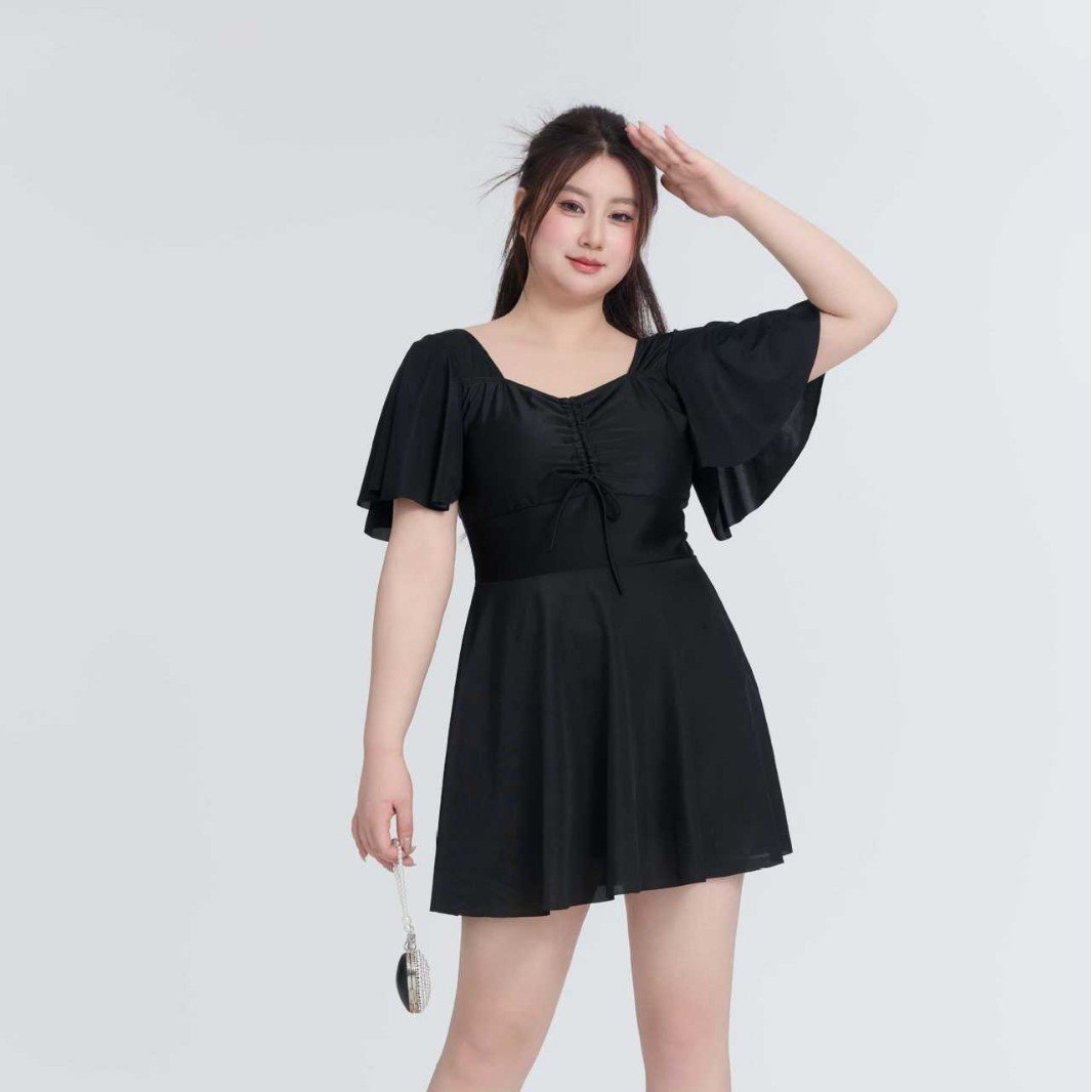 Plus Size One-Piece Swimsuit — Flattering Curves & Full Coverage
